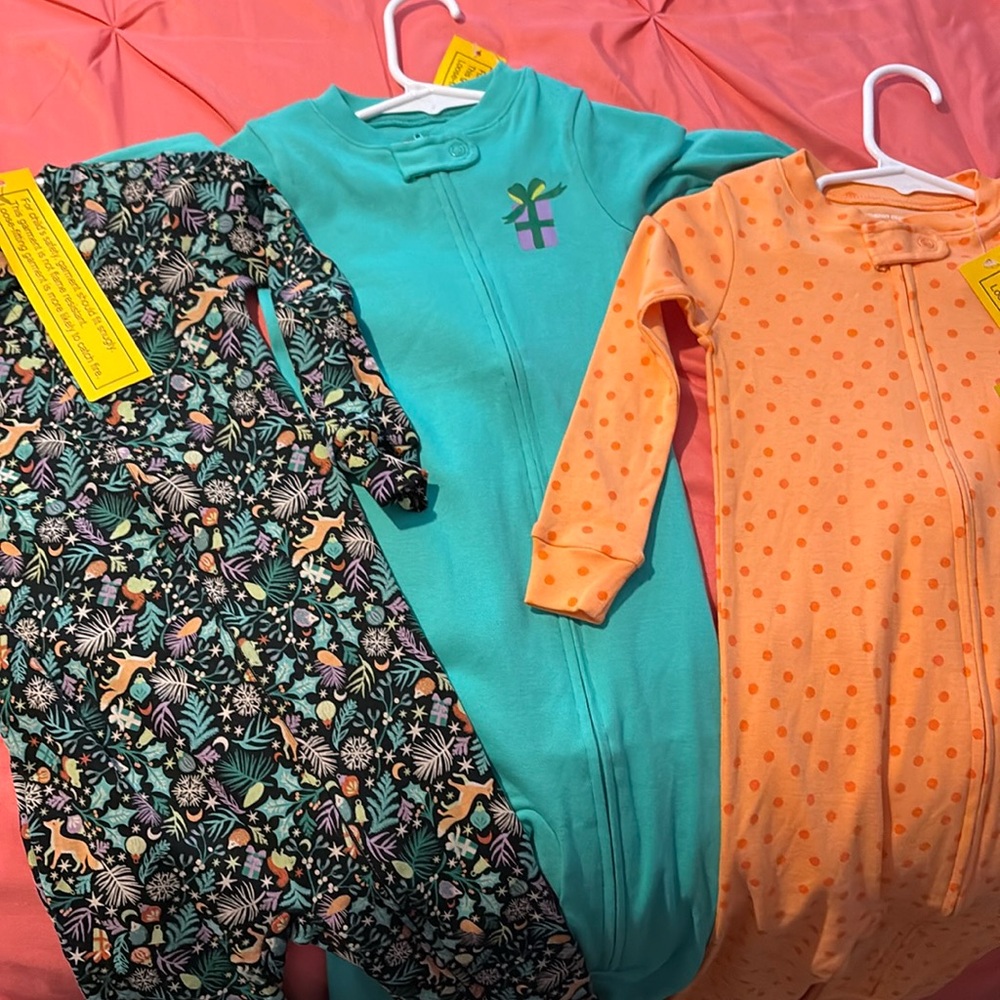 Amazon Essentials pajama bundle, 24 months. New with tags!